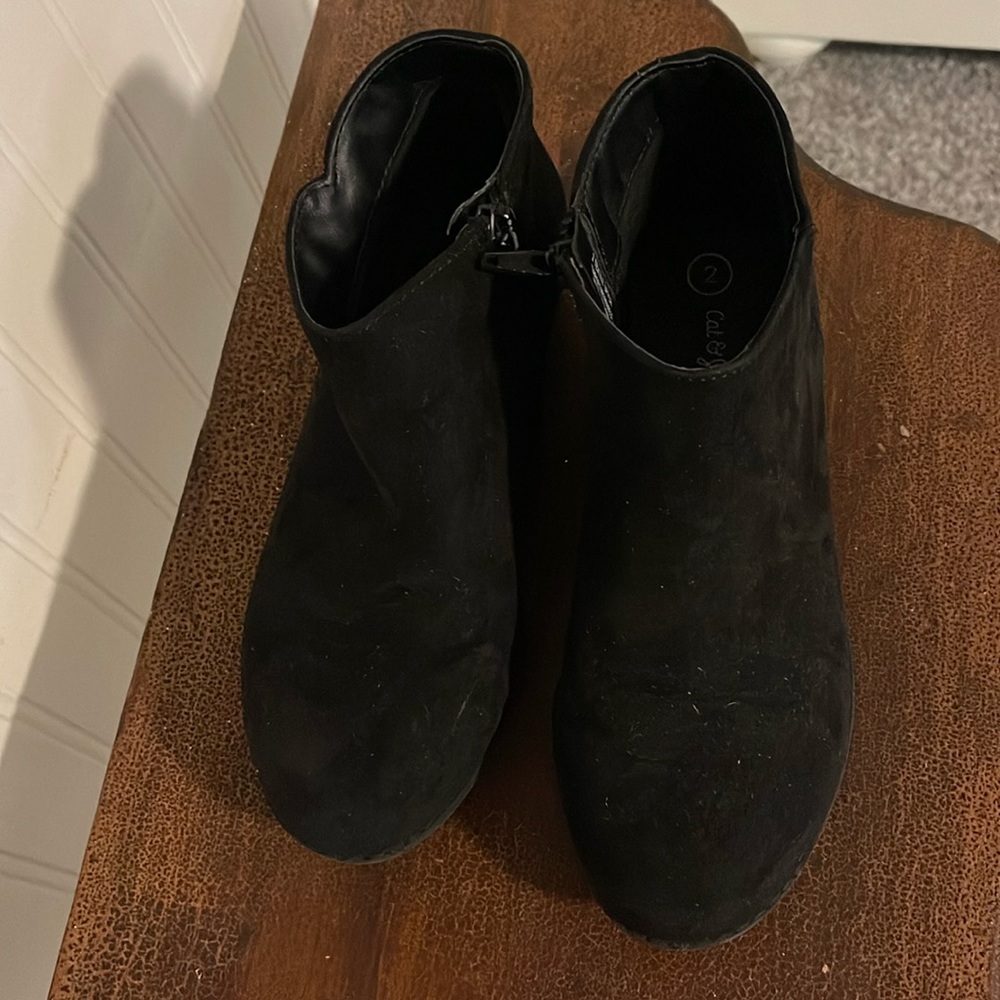 Cat & Jack suede black booties